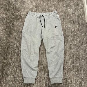 Nike men’s joggers